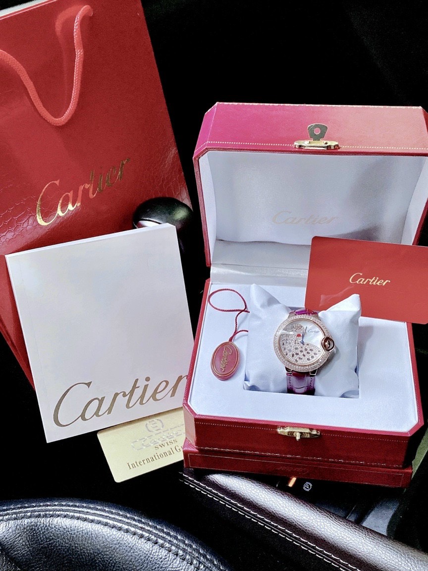 Đồng hồ nữ đính đá Cartier Đồng hồ nữ đính đá Cartier