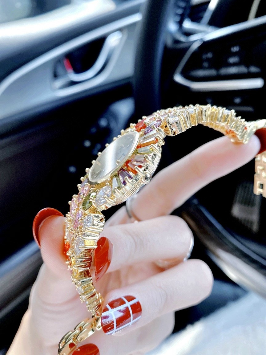 Đồng hồ Royal Crown giá rẻ Đồng hồ Royal Crown giá rẻ