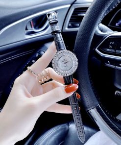 Đồng hồ Royal Crown nữ dây da màu đen