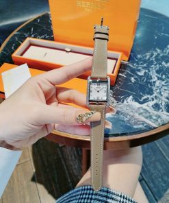 Đồng hồ Hermes nữ dây da màu xám