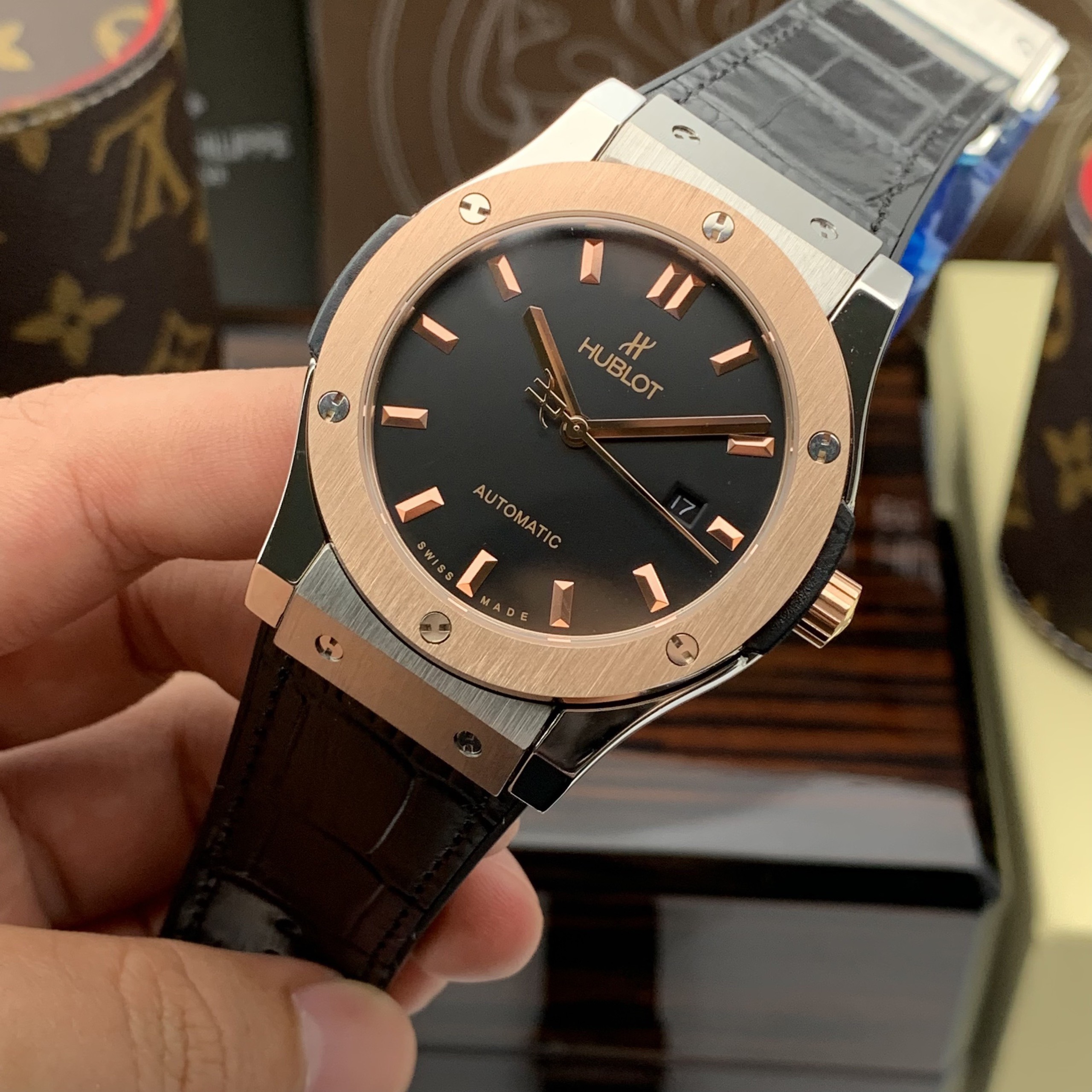 Đồng hồ Hublot ZF 42mm Đồng hồ Hublot ZF 42mm