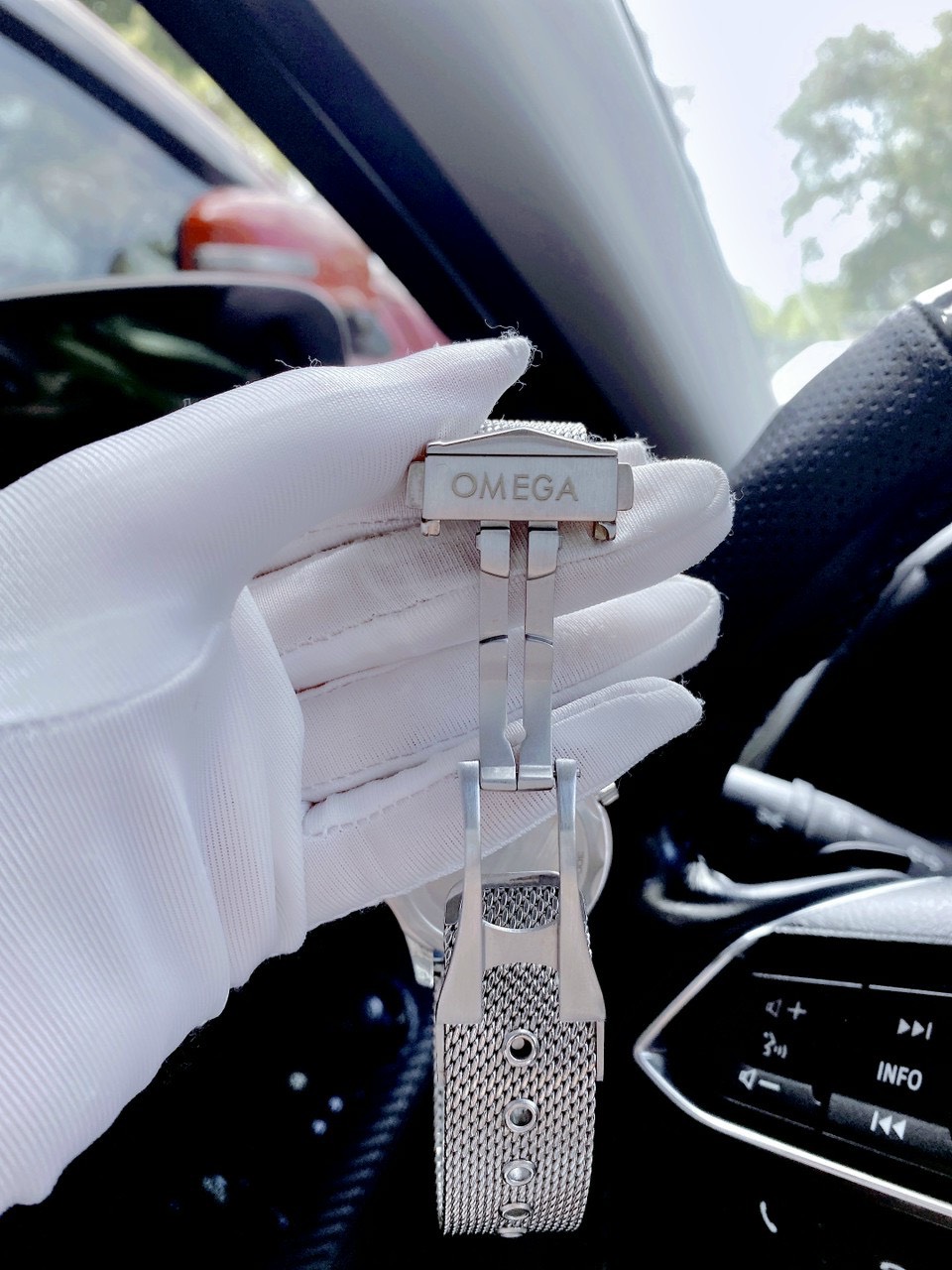 Đồng hồ Omega giá rẻ Đồng hồ Omega giá rẻ