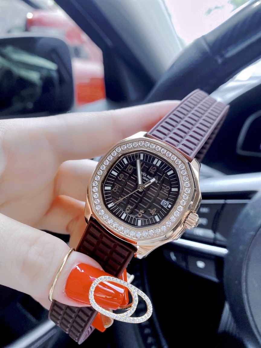 Đồng hồ PAtek Philippe nữ dây cao su màu nâu Đồng hồ PAtek Philippe nữ dây cao su màu nâu