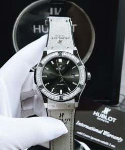 Đồng hồ Hublot nam màu xám