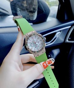 Đồng hồ Hublot nữ dây cao su màu xanh lá cây