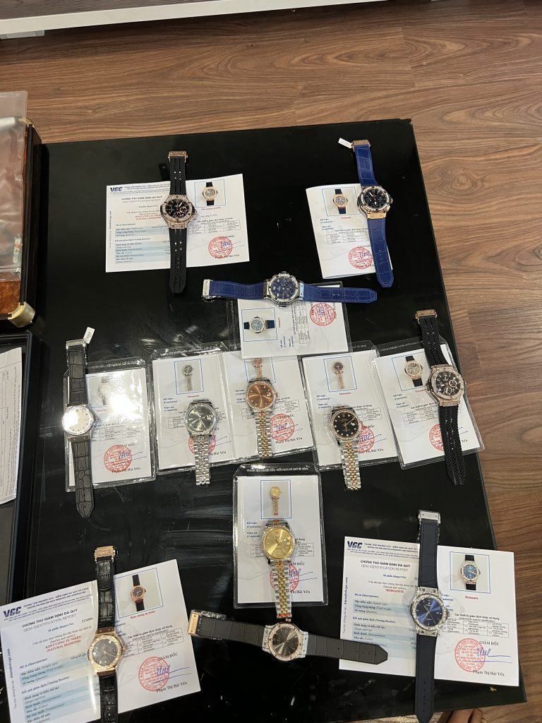 Dịch vụ độ kim cương đồng hồ