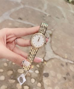 Đồng hồ Davena nữ dây kim loại màu vàng