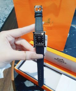Đồng hồ Hermes màu đen