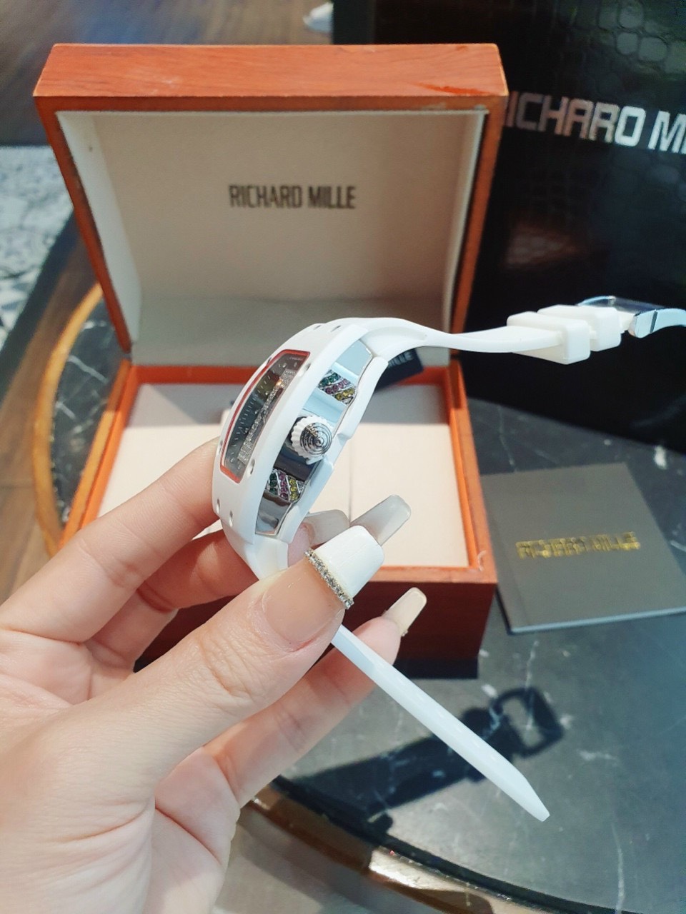 Đồng hồ Richard Mille giá rẻ Đồng hồ Richard Mille giá rẻ