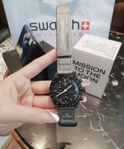 Đồng hồ Omega x Swatch replica