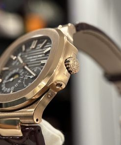 Đồng hồ Patek Philippe Nautilus 5712R Rose Gold
