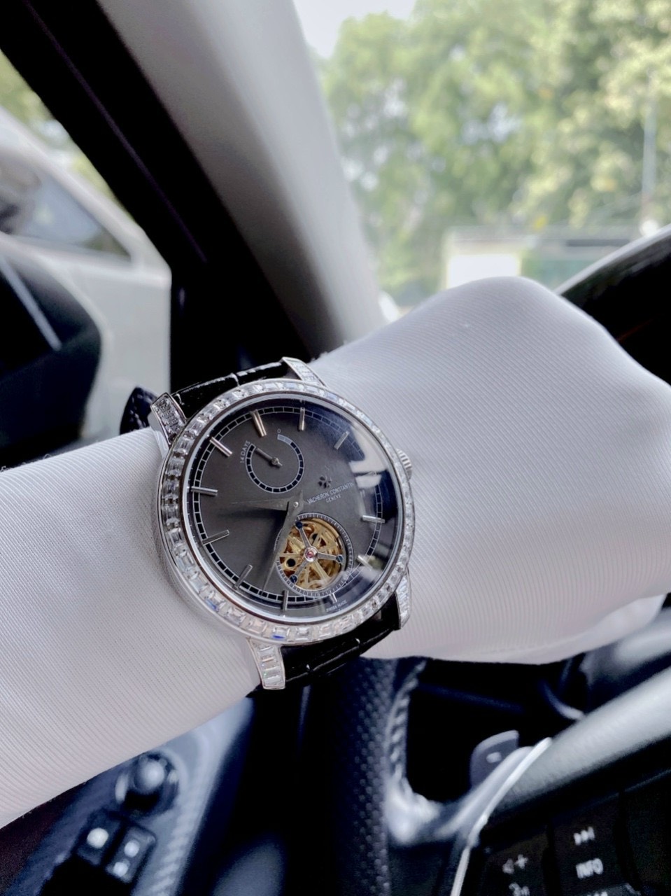 Đồng hồ Vacheron Consantin nam giá rẻ Đồng hồ Vacheron Consantin nam giá rẻ