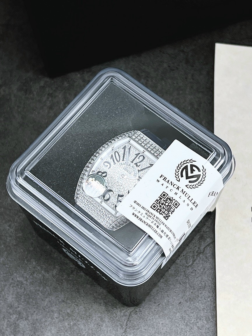 Đồng hồ nữ đính đá Franck Muller V32 Đồng hồ nữ đính đá Franck Muller V32