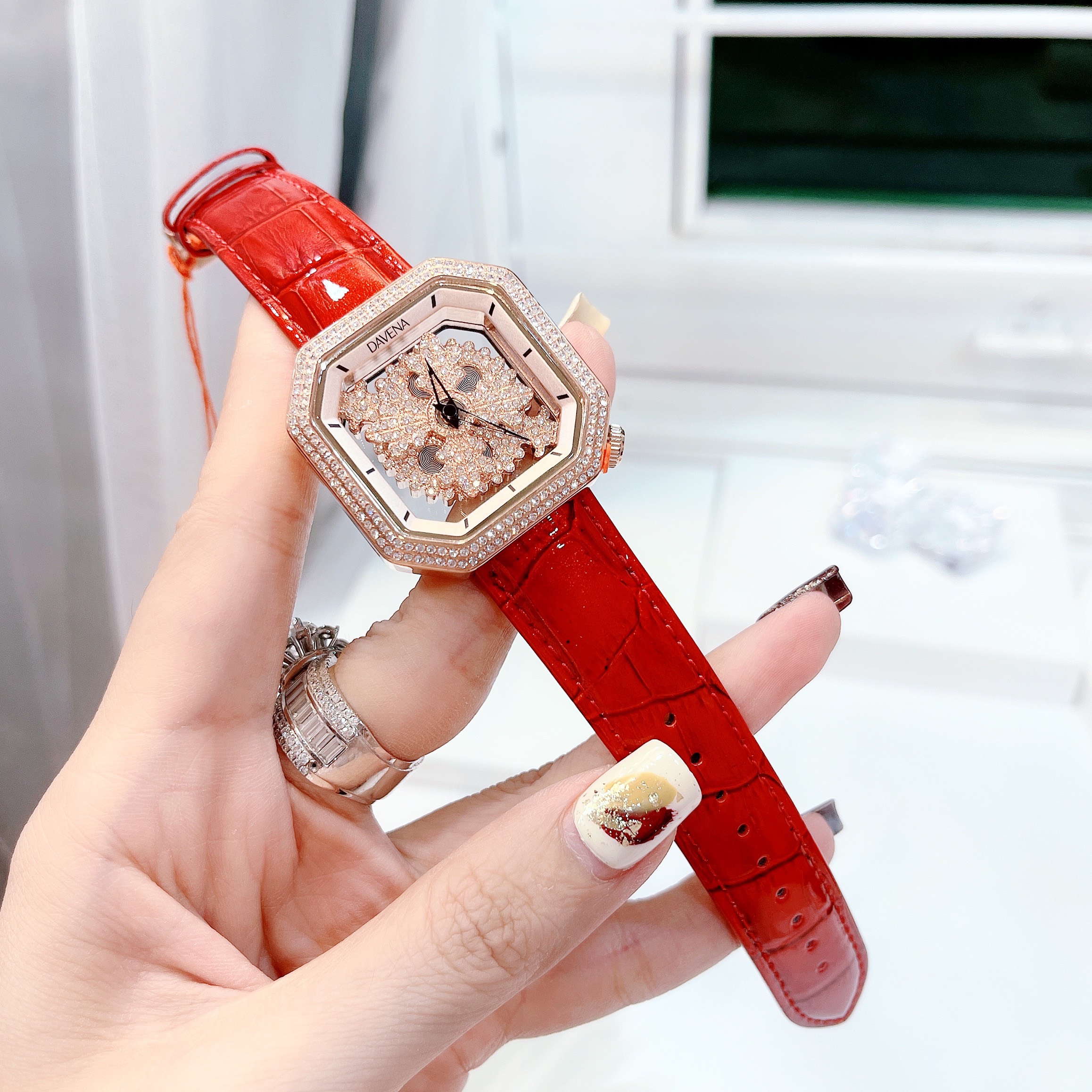 Đồng hồ Davena nữ mặt vuông chính hãng Đồng hồ Davena nữ mặt vuông chính hãng