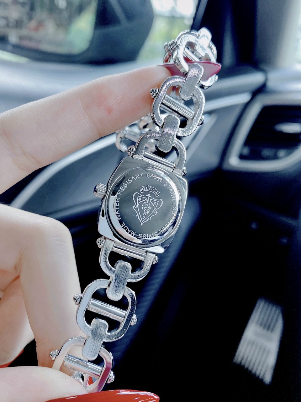 Đồng hồ Gucic nữ giá rẻ Đồng hồ Gucic nữ giá rẻ