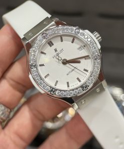 Đồng hồ Hublot nữ dây cao su màu trắng