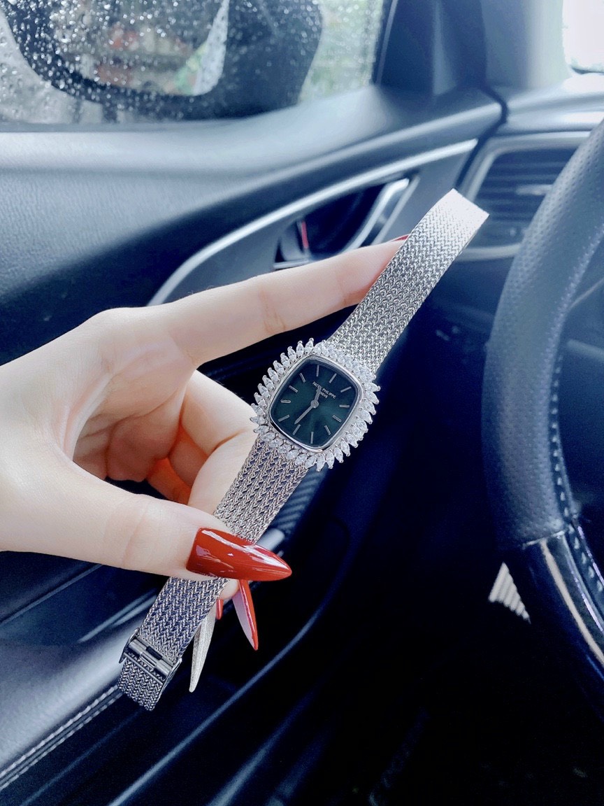 Đồng hồ Patek Philippe nữ super fake Đồng hồ Patek Philippe nữ super fake