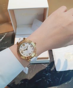 Đồng hồ Versace nữ dây da màu trắng