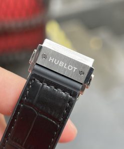 Đồng hồ nam Hublot dây cao su màu đen