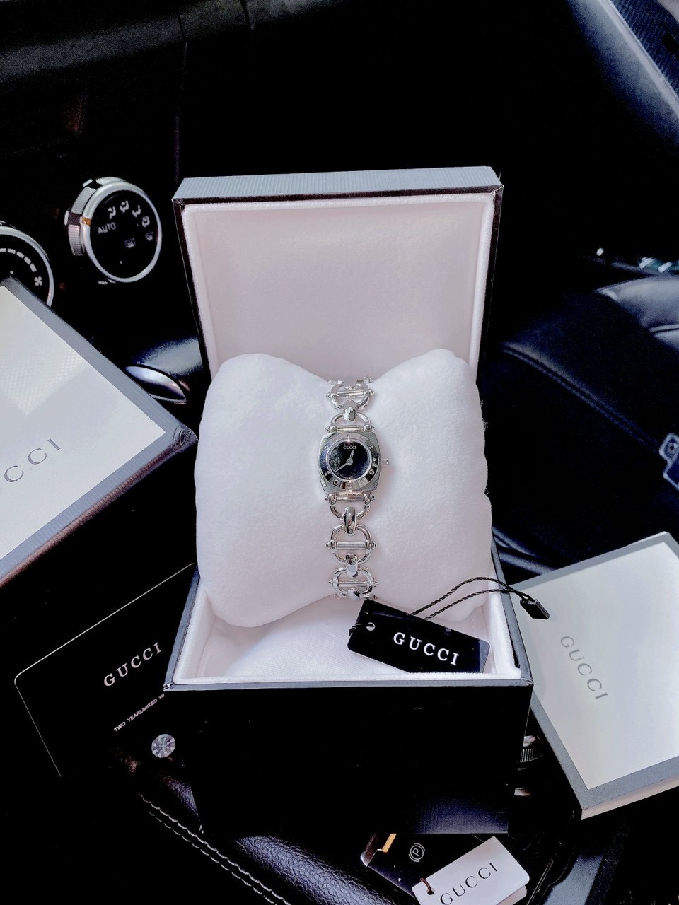 Đồng hồ nữ Gucci fake cao cấp Đồng hồ nữ Gucci fake cao cấp