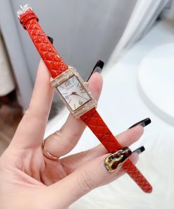 Đồng hồ Davena nữ dây da màu đỏ