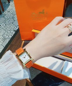 Đồng hồ nữ Hermes mặt vuông