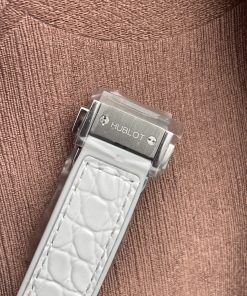 Đồng hồ Hublot nữ dây da màu trắng