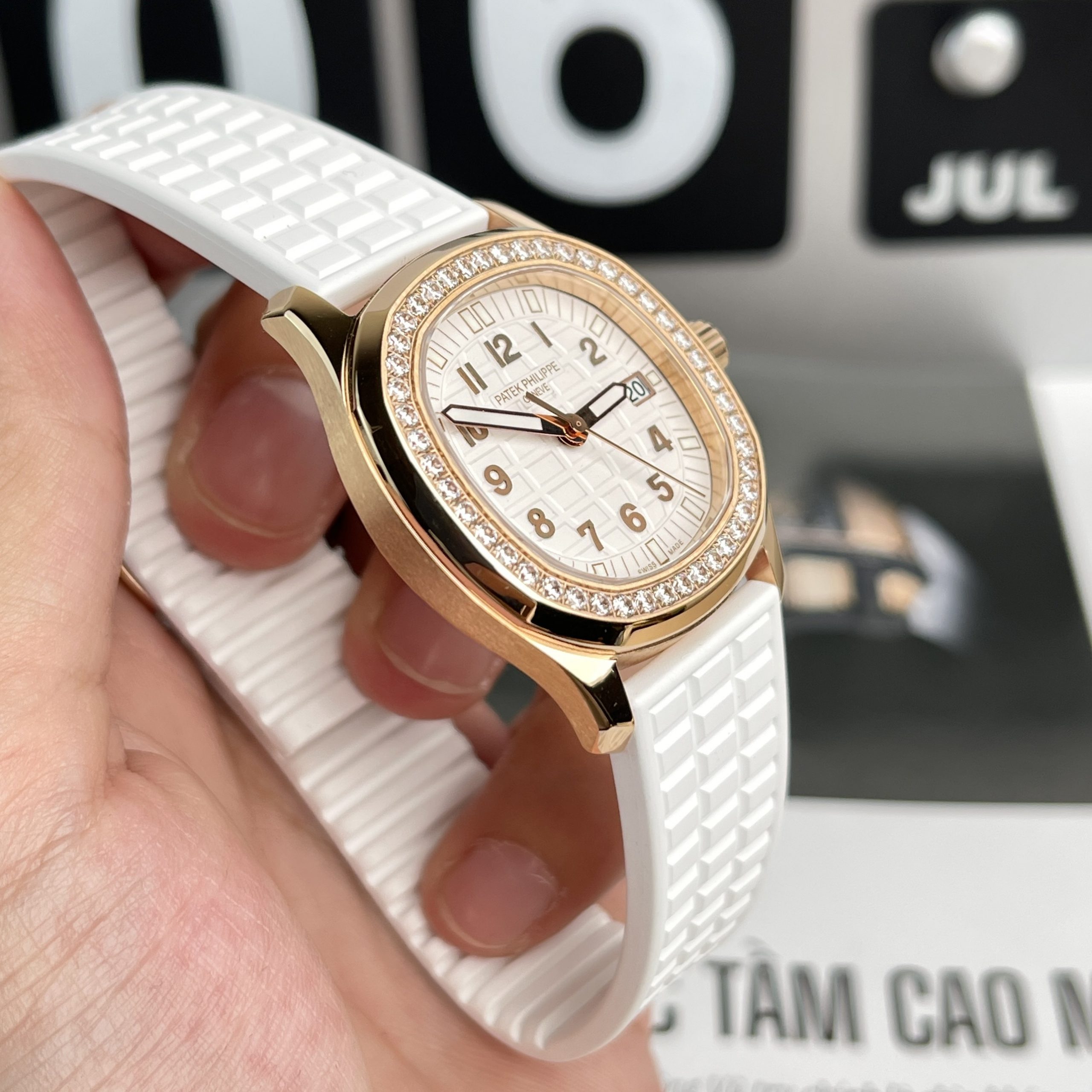 Đồng hồ Patek Philippe Aquanaut 5067 Đồng hồ Patek Philippe Aquanaut 5067