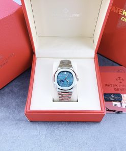 Đồng hồ Patek Philippe Nautilus 5712