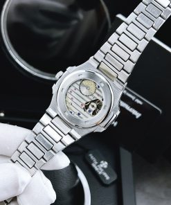 Đồng hồ Patek Philippe Nautilus 5712 cơ lộ máy