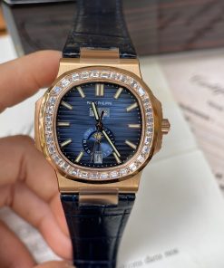Đồng hồ Patek Philippe Nautilus màu xanh dương