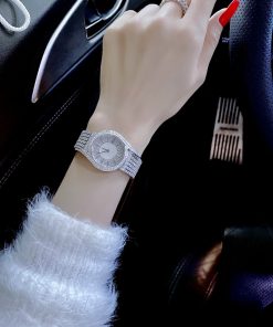 Đồng hồ Piaget nữ mặt tròn đính đá