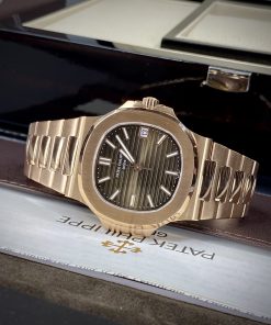 Đồng hồ Patek Philippe Nautilus 5726