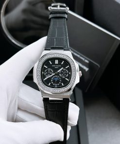 Đồng hồ Patek Philippe Nautilus lịch vạn niên