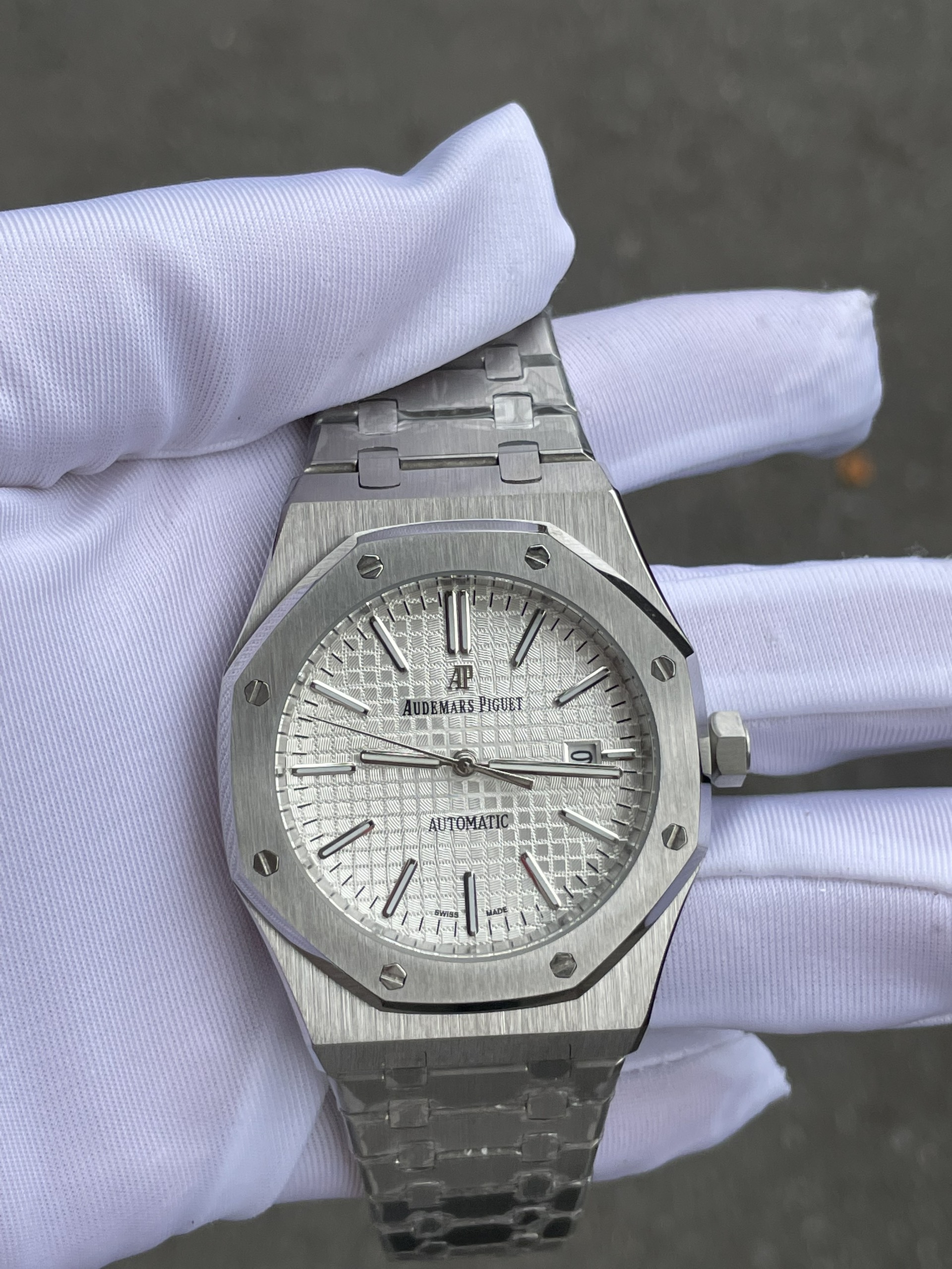 Đồng hồ Audemars Piguet giá rẻ Đồng hồ Audemars Piguet giá rẻ