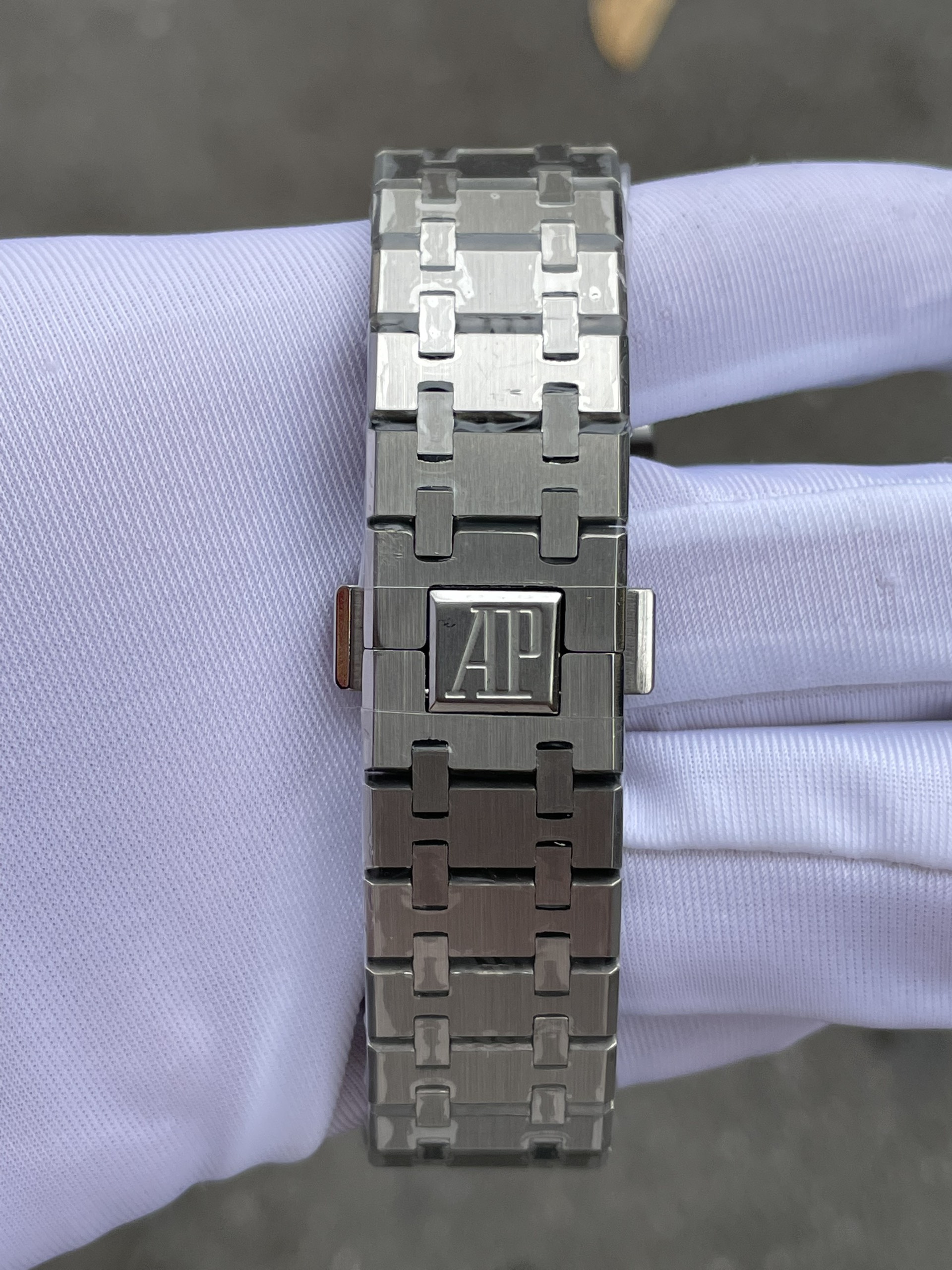 Đồng hồ Audemars Piguet nam dây kim loại Đồng hồ Audemars Piguet nam dây kim loại