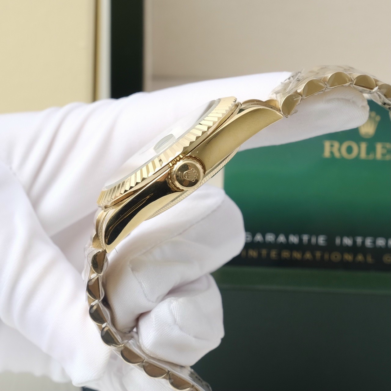 Đồng hồ nam Rolex Day-Date Super Fake máy cơ Nhật màu vàng Đồng hồ nam Rolex Day-Date Super Fake máy cơ Nhật màu vàng