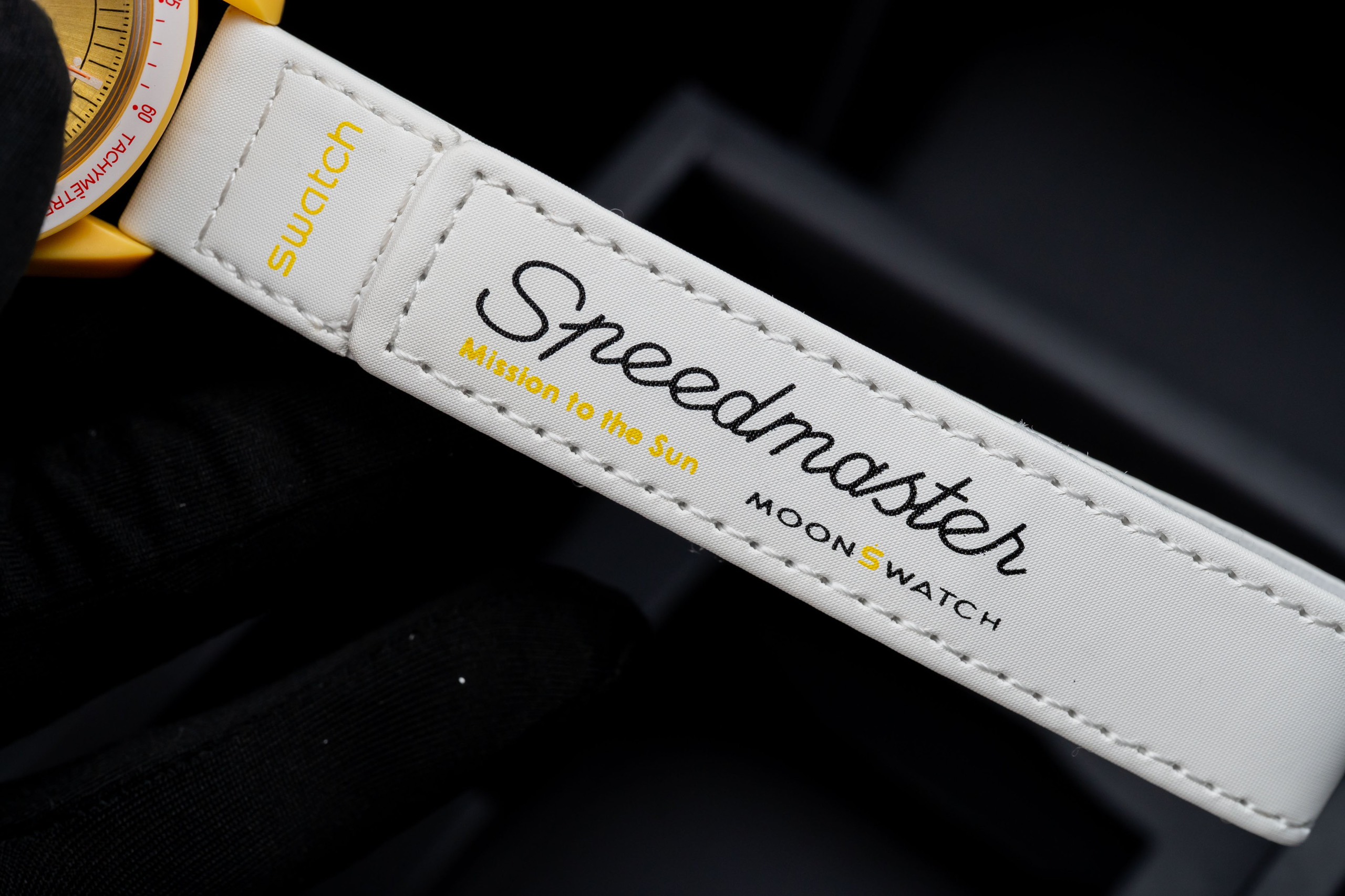 Đồng hồ Omega x Swatch SpeedMaster Fake Cao Cấp MoonSwatch Mặt Trời 42mm Đồng hồ Omega x Swatch SpeedMaster Fake Cao Cấp MoonSwatch Mặt Trời 42mm