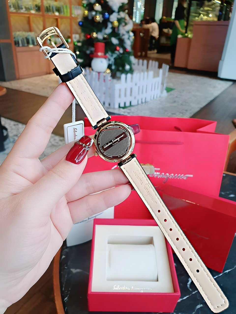 z4029091838927_30f6fef744058ac8c72c95abd90a4779