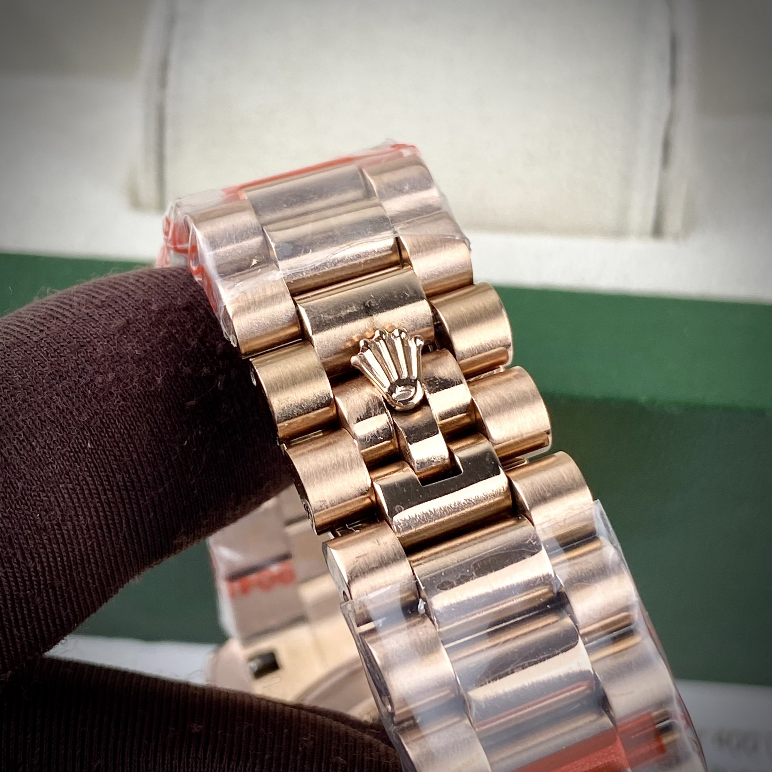 Đồng hồ Rolex Day-Date Rose gold mặt xanh lá Super Fake Nhật 40mm Đồng hồ Rolex Day-Date Rose gold mặt xanh lá Super Fake Nhật 40mm