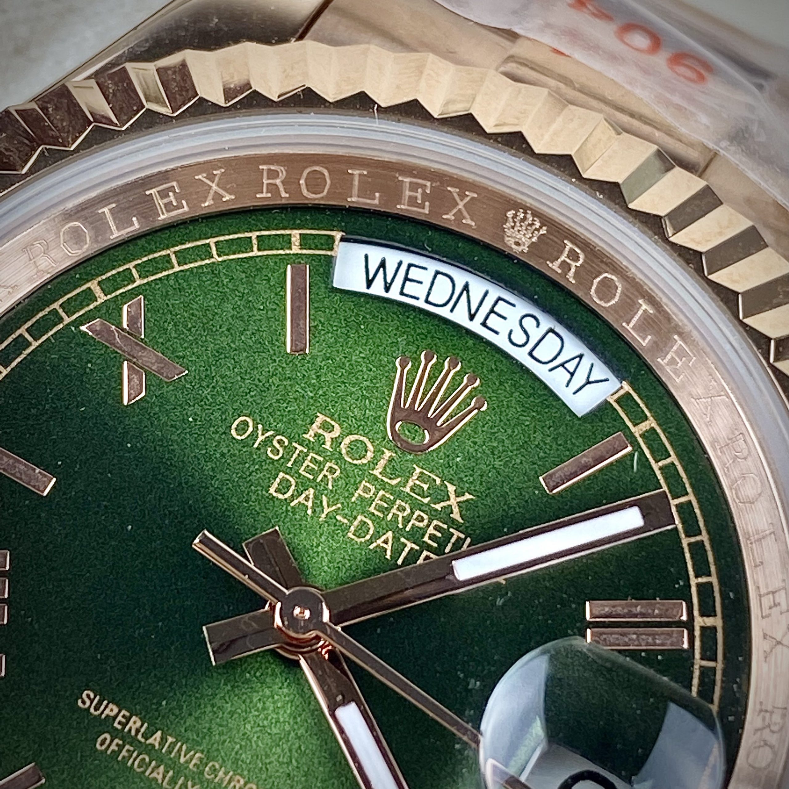 Đồng hồ Rolex Day-Date Rose gold mặt xanh lá Super Fake Nhật 40mm Đồng hồ Rolex Day-Date Rose gold mặt xanh lá Super Fake Nhật 40mm