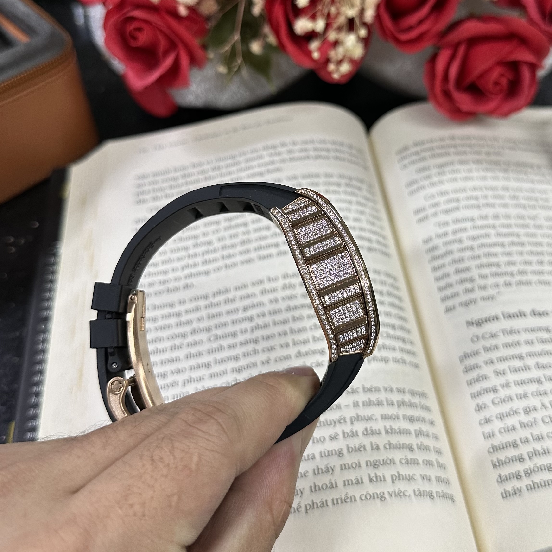 z4038198623380_3488ac485f1888312aadadf79265f724 Đồng hồ Richard Mille Replica 11 Thụy Sỹ