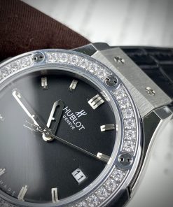 Đồng hồ Hublot Classic Fusion nữ đính đá Fake 11 máy Nhật 33mm