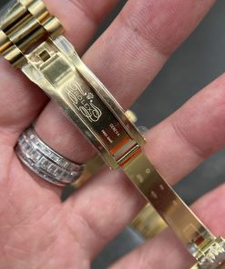 Đồng hồ Rolex Day-Date Replica cao cấp mặt xà cừ mạ vàng 18K