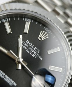 Đồng hồ Rolex DateJust Clean Factory Replica 11 mặt đen cọc dạ quang 41mm