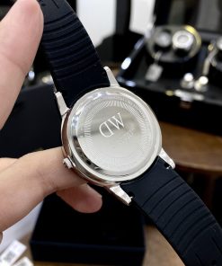 Đồng hồ nam dây cao su Daniel Wellington Iconic Motion màu đen