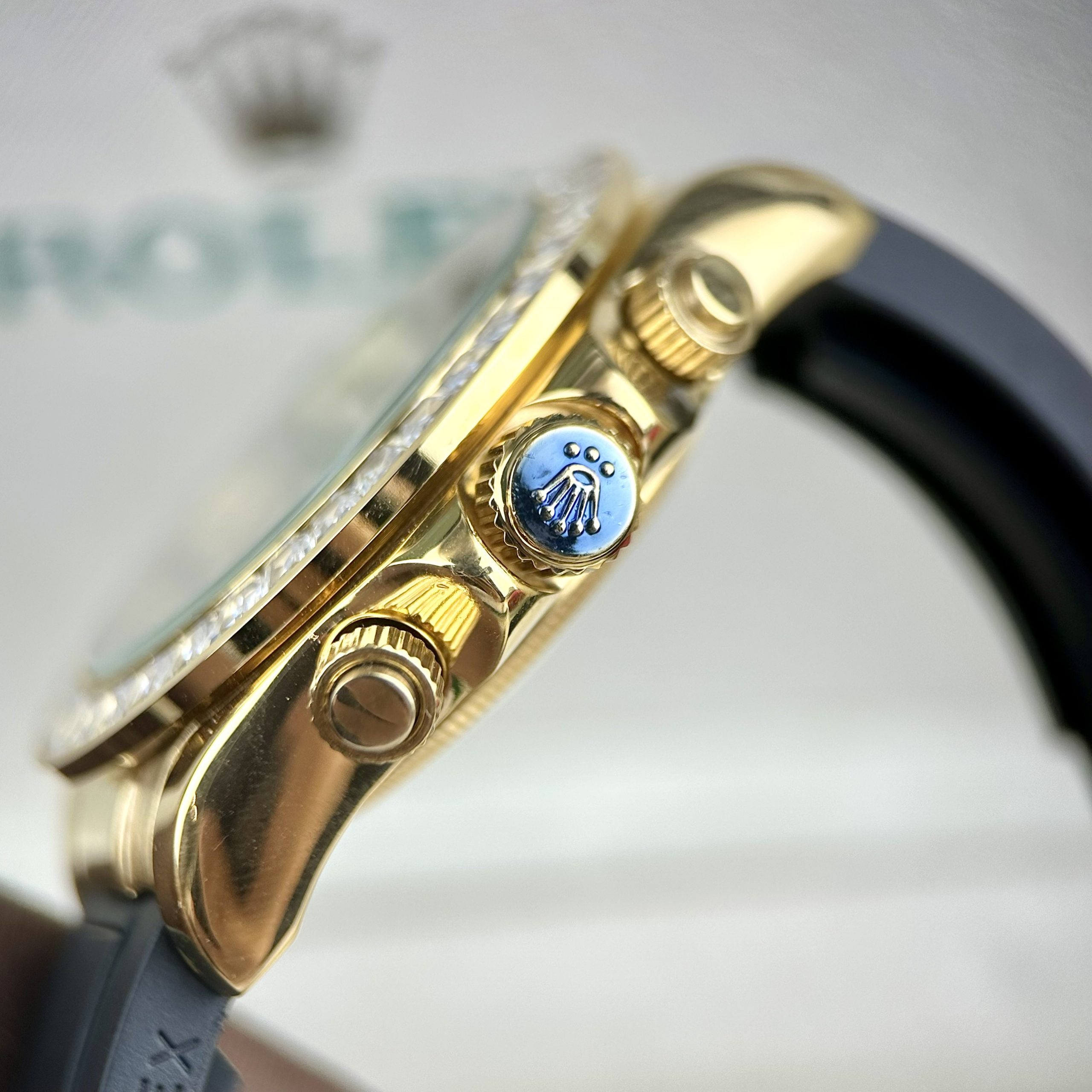 Đồng hồ nam Rolex Daytona đính đá Super Fake 11 máy Nhật 40mm Đồng hồ nam Rolex Daytona đính đá Super Fake 11 máy Nhật 40mm