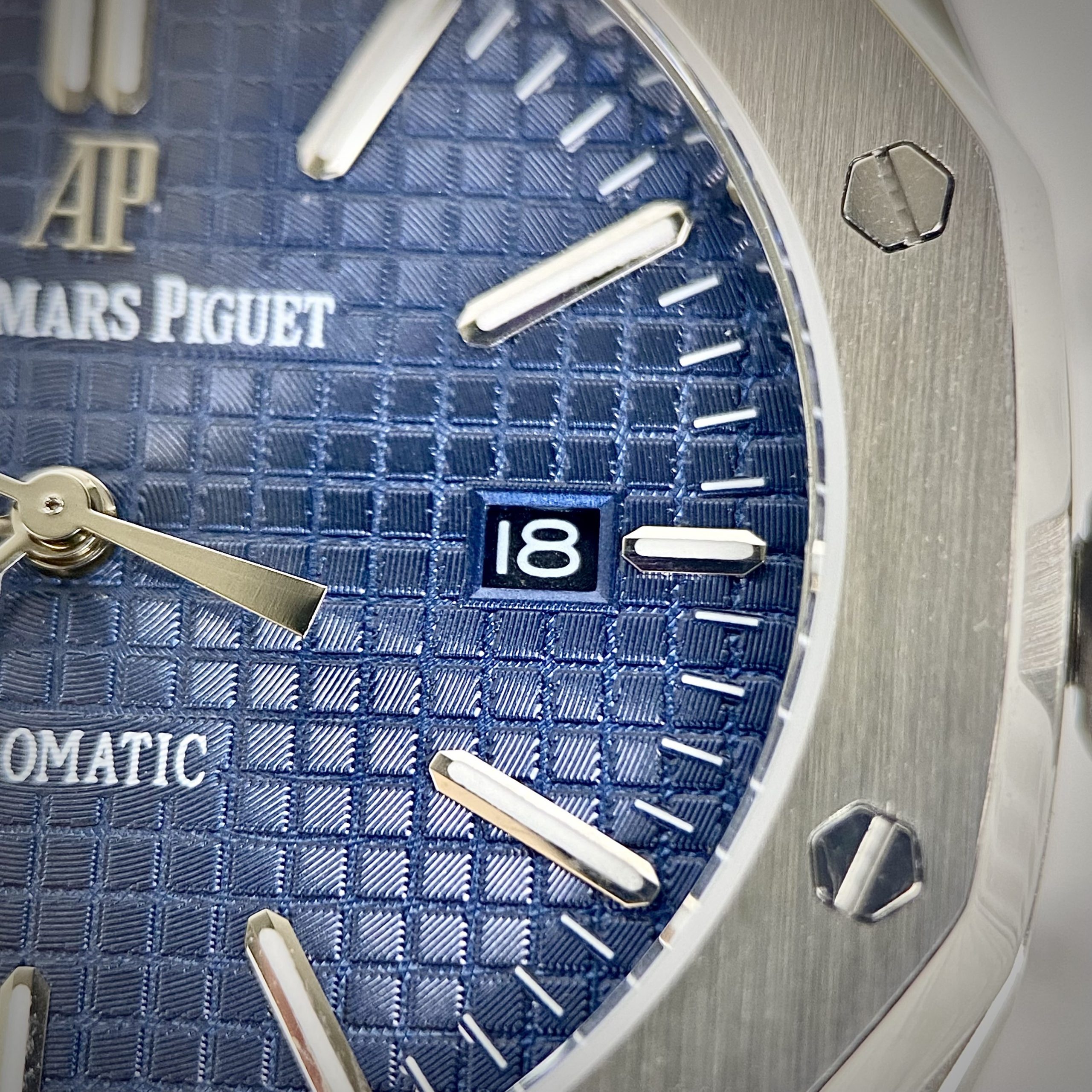 Đồng hồ Audemars Piguet Automatic nam dây kim loại mặt xanh 41mm Đồng hồ Audemars Piguet Automatic nam dây kim loại mặt xanh 41mm