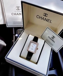Đồng hồ nữ Chanel Boy Friend Like Auth giá rẻ màu vàng hồng 30x34mm