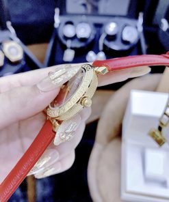 Đồng hồ nữ dây da màu đỏ Versace Daphnis like auth cao cấp